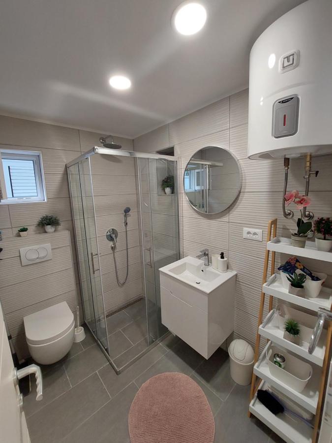 Apartman Karla Jadrija Exterior foto